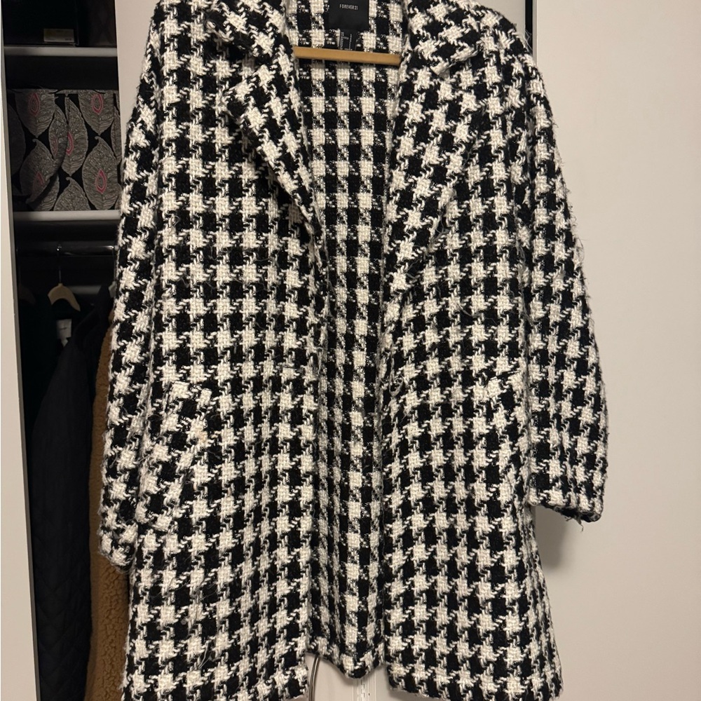 Black and White Oversized Houndstooth Jacket